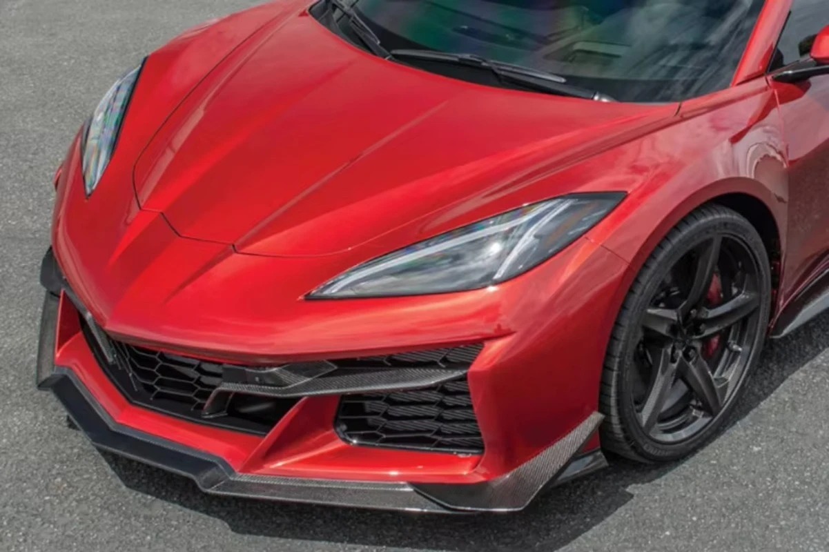 High Quality Fast Delivery Carbon Fiber Z06 Front Bumper Canards Winglets for Corvette C8 2023+